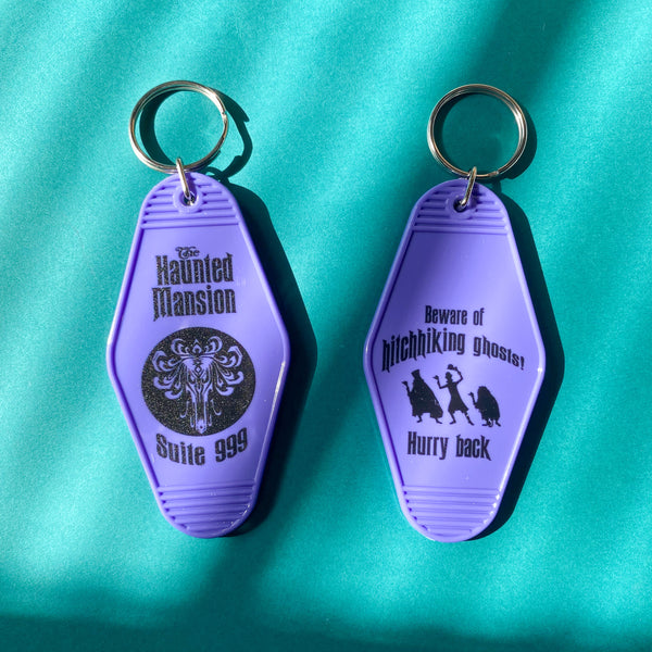 Haunted Mansion Hitchhiking Ghost Hotel Keychain